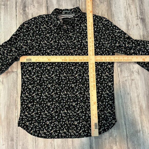 Denim & Flower Ricky Singh M's Button-Down Cotton Shirt, Black Floral, Medium - Picture 6 of 7